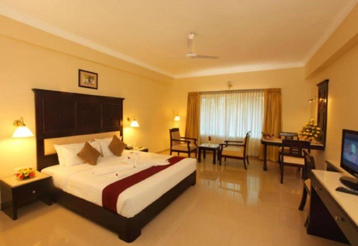 HOTEL AIRLINK CASTLE KOCHI KERALA
